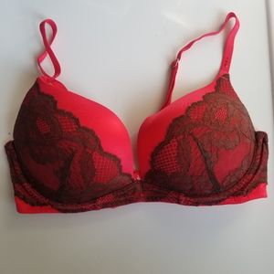 Victoria Secret Biofit Push Up Lace Bra